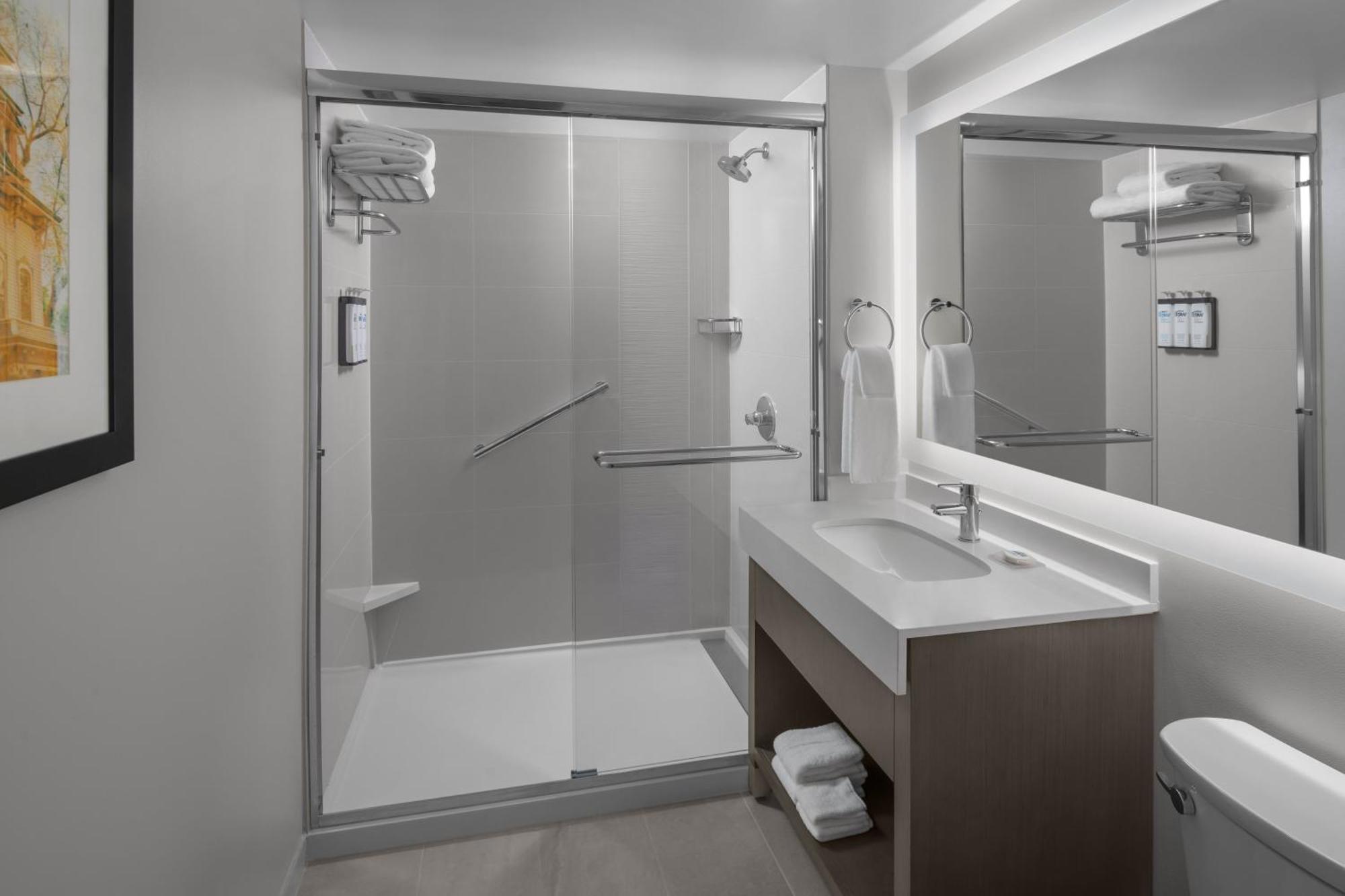Hyatt House Raleigh Downtown/Seaboard Station Hotel Room photo